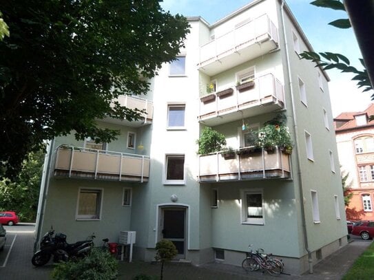 Mietwohnung in Würzburg -
	Großzügige Wohnung mit Balkon in zentraler Lage - nicht WG-geeignet