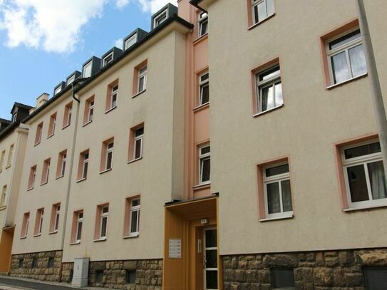 Nachmieter für 2-Raum Wohnung mit Balkon gesucht! Übernahme EBK & IKEA PAX Schrank möglich!