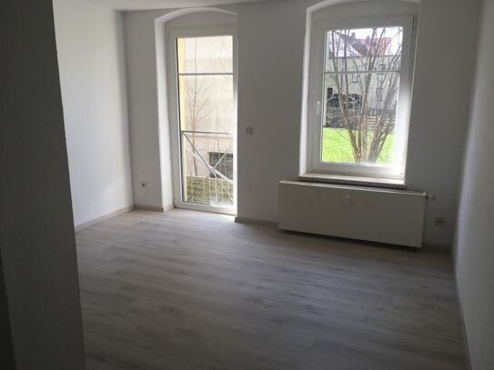 Schöne 3-Raum-Wohnung im 1.OG in Reinsdorf / Wilhelmshöhe