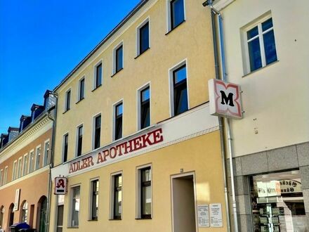 Wohn- und Geschäftshaus mit freier Apotheke in Auerbach