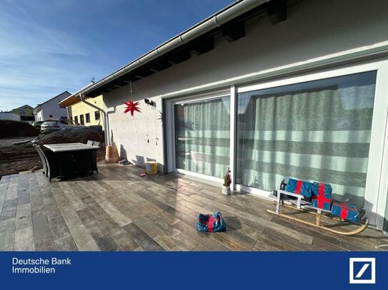 ***RESERVIERT***Moderner Bungalow, Finanzierungsübernahme möglich zu 1,7%, eine mtl. Rate von 1.220€