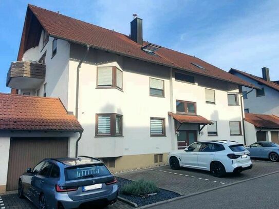 3 Zimmer Wohnung mit Balkon und Garage in ruhiger Lage