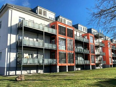 2-Zimmerwohnung mit Balkon, Carport und Stellplatz, provisionsfrei