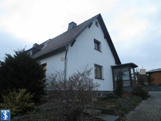 Einfamilienhaus als DHH mit Wintergarten, Kaminofen und Garage in idyllisch ruhiger Lage von Rodewisch