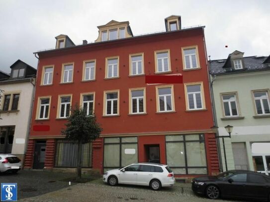 Wohn- und Geschäftshaus / Pension mit 10 möblierten Zimmern 22 Betten direkt im Zentrum von Treuen