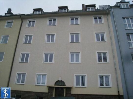 vermietete 2-Zimmer-ETW im 1. OG mit Wanne und Balkon zentrumsnah in Plauen