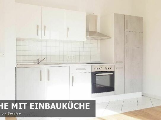 Renovierte 1,5 Raum Wohnung mit neuer Einbauküche am Schwanenteich sucht Sie!