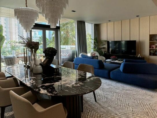 Modernes Apartment mit spektakulärem Blick auf Ain Dubai in Bluewaters Residence 3. Luxuriös möbliert mit grüner Terras…