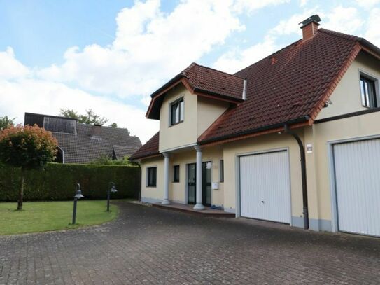 Lichtdurchflutetes, modernisiertes Einfamilienhaus in bevorzugter Lage von Wittlaer