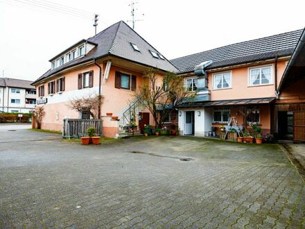 Wohn- und Gasthaus am Rande von Emmendingen
will aus seinem Dornröschenschlaf erweckt werden!