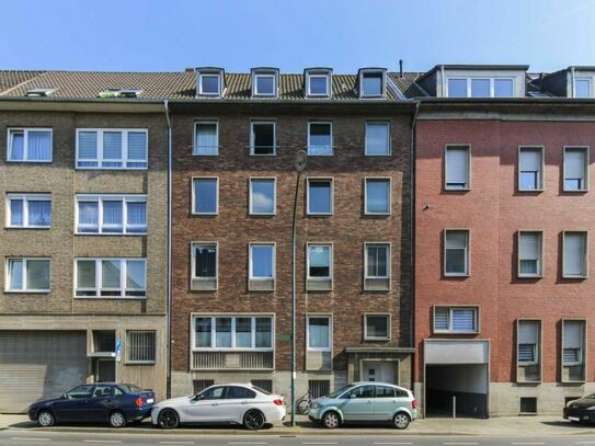 Kapitalanleger aufgepasst: 5-Zimmer-Maisonette-Wohnung mit Dachterrasse und Balkon