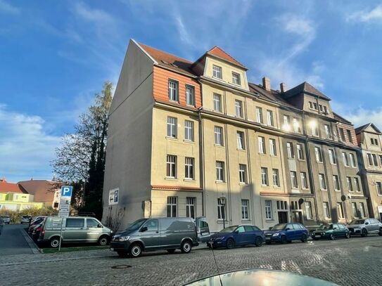 Dachgeschoss-Traum nahe Uni im Herzen von Zittau! mit EBK und schönem Schnitt