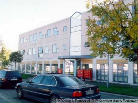 Helle und moderne Büroräume von 19 bis 217 m² in Top-Lage von Bad Köstritz!!