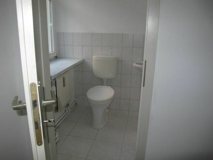 Ein-Zimmer-Büro/Arbeitszimmer in ruhiger und zentraler Lage