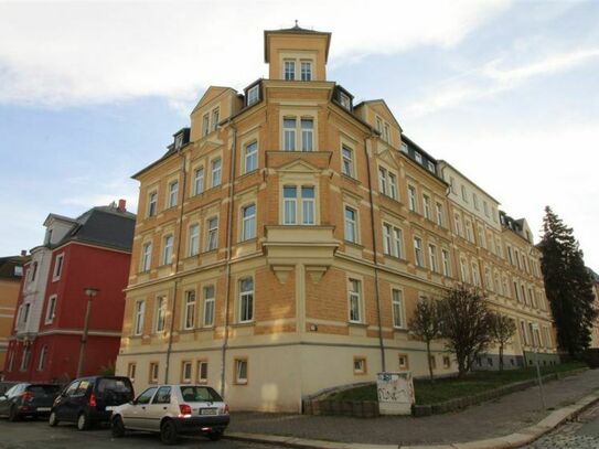 frisch renovierte 3 Raum Wohnung mit Balkon in ruhiger Stadtrandlage!!