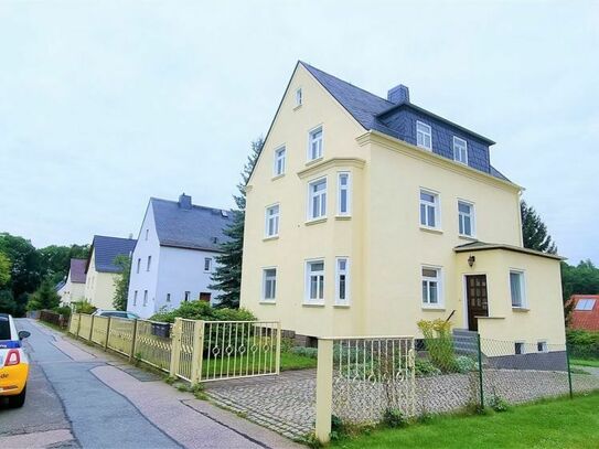 ***Neu renovierte 3 - Raum Wohnung mit Wintergarten in schöner, ruhiger Lage***