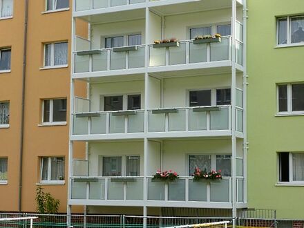 Grüne Aue - schicke 3-Zimmer-Wohnung mit Balkon