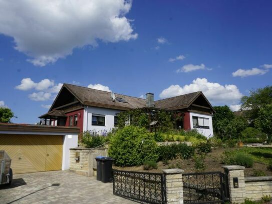 Markantes Objekt mit großzügiger Ausstattung inkl. Schwimmbad! Haus, Kauf, Trochtelfingen