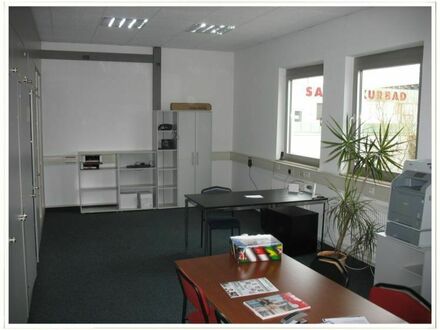 Büro Praxisfläche in Erlangen Bruck direkt an der A 73
