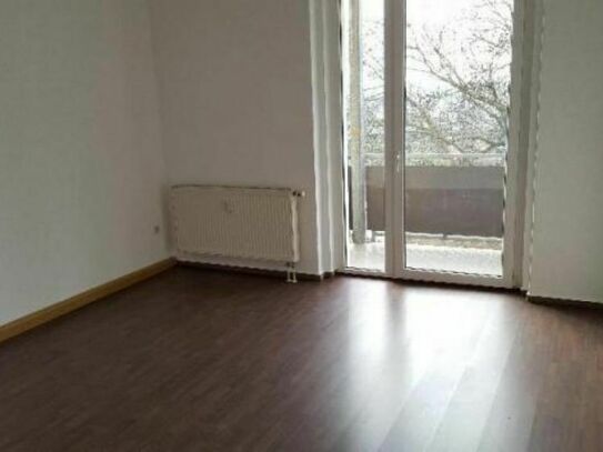 preiswerte 2 Zimmer Wohnung mit BALKON