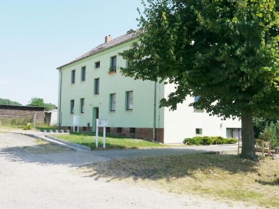 ***RENDITEOBJEKT FÜR VERMIETER*** Mehrfamilienhaus mit 7 Wohneinheiten in ruhiger, ländlicher Randlage