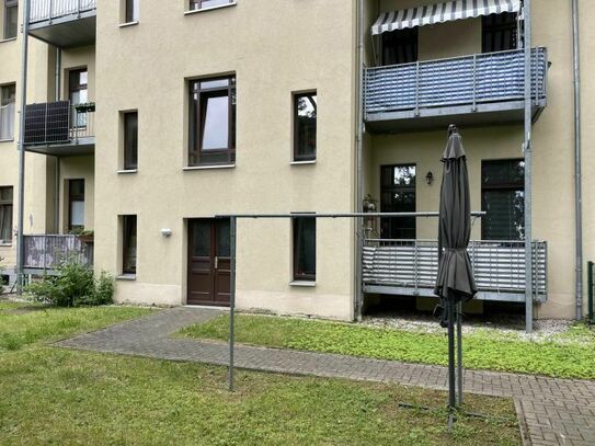 Schloßchemnitz - alle Türen stehen Anlegern für diese Wohnung mit Balkon und Einbauküche offen!