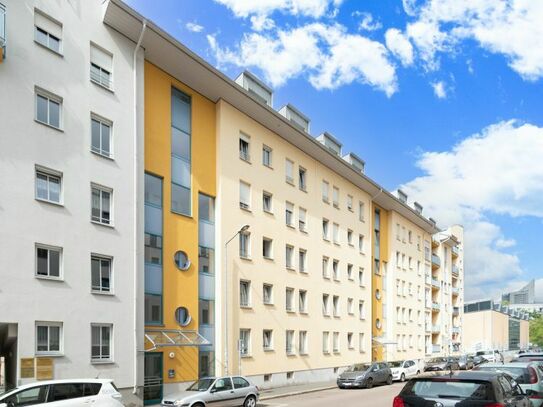 RARITÄT IM INNEREN SÜDEN // lukrativ vermietetes Apartment mit EBK, Balkon & TG-Stellplatz