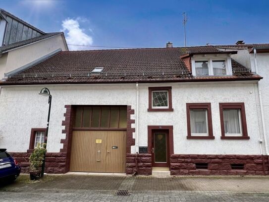 Charmantes Einfamilienhaus mit Scheunenanbau in ruhiger Stadtlage von Bretten zu verkaufen!