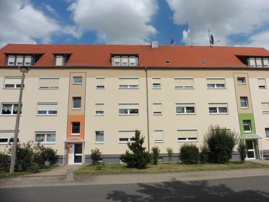 *Wir renovieren für Sie* Helle 4-Raumwohnung mit Weitblick