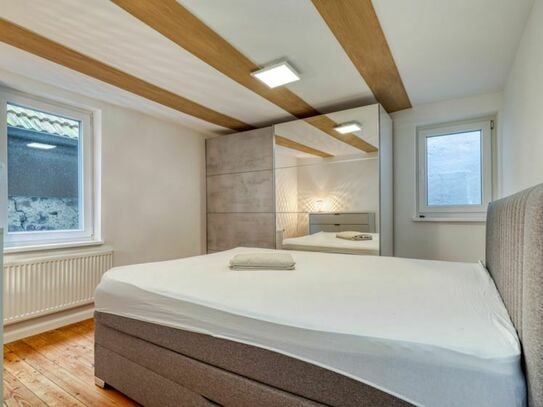 Möbliertes Wohnen auf Zeit: Hochwertige 1,5-Zimmer-Wohnung im Herzen der Ettlinger Altstadt