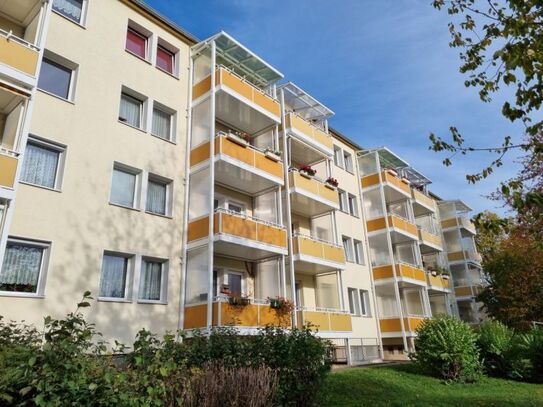 Schöne 2-Raumwohnung mit Balkon mit Blick ins Grüne