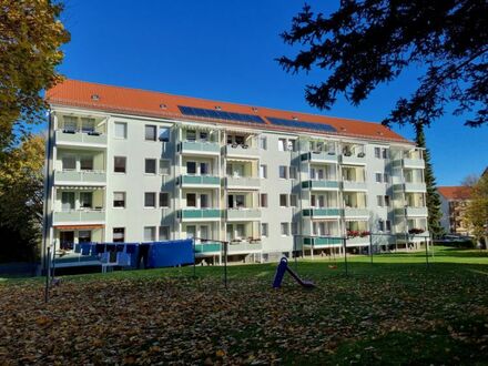 Schöne 2 Raumwohnung mit Balkon