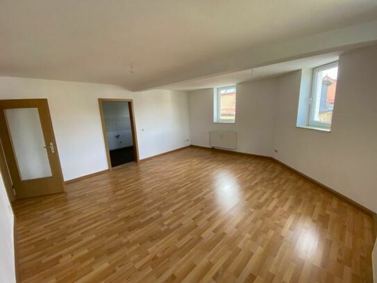Herrliche 2-Raum DG-Wohnung in Chemnitz-Siegmar