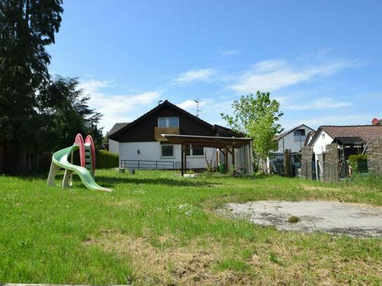 Freistehendes EFH in ruhiger Wohnlage mit Baureserve - Mühlacker-Lienzingen