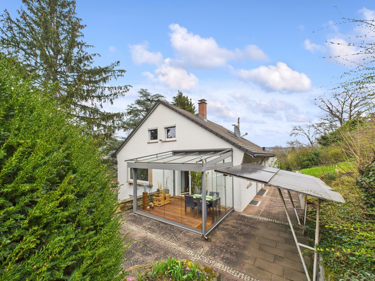Geheimtipp! Esslingen, Aussichtslage, 2FH, großes Grundstück, Garage, Stellplatz Wintergarten Balkon