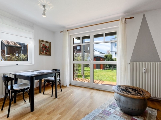 Helle Gartenwohnung in Gröbenzell, ca. 58 m² Wfl., 2 Zi. + gr., beheizter Hobbyraum mit Wendeltreppe