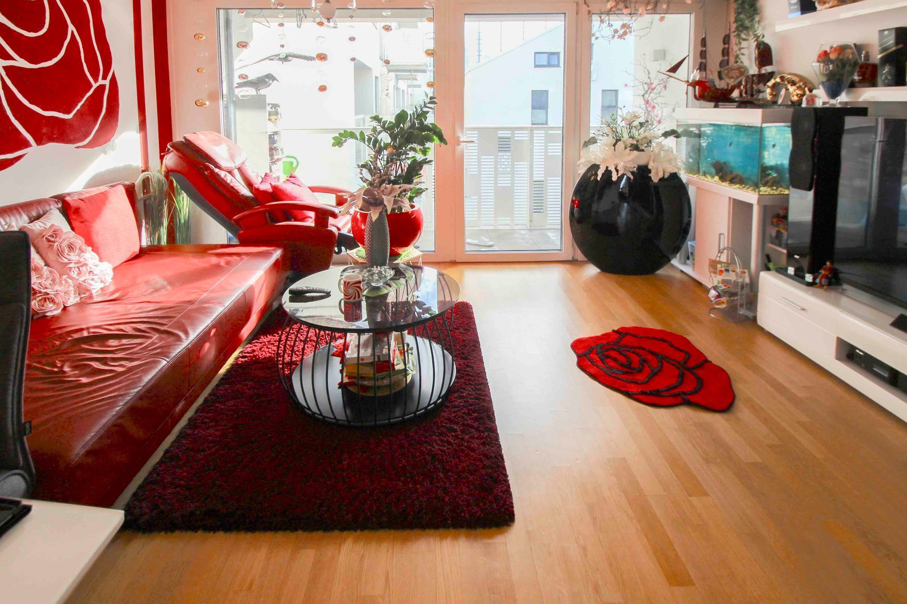 Neuwertige 3 Zimmer Wohnung in zentralster Lage mit Tiefgaragenplatz