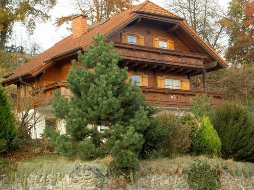 GANESHA-iMMOBILIEN -Ein besonderes Angebot- Bio-Holzhaus-Villa