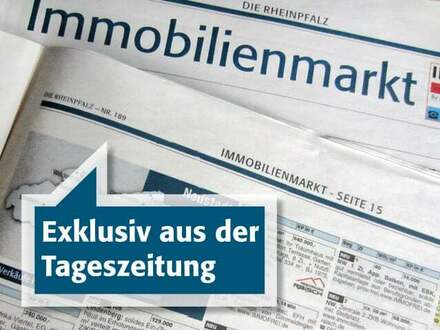 Dachwohnung, ab sofort möbliert zu vermieten, 2 Autostellplätze Mietpreis...