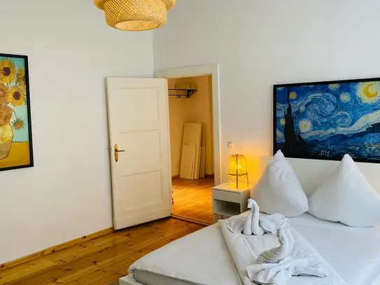 Modern & lovely suite (Charlottenburg)