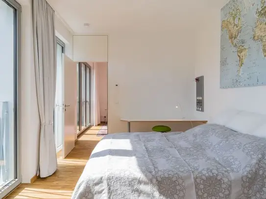 Wonderful and bright 3 room apartment with balcony in Kaskelkiez, Berlin - Amsterdam Apartments for Rent