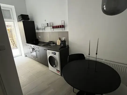 Skalitzer Straße, Berlin - Amsterdam Apartments for Rent