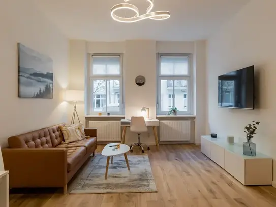 Green 2 Room flat renovated gardenflat , very quiet and only 5 Minutes walk to the S-Bahn, Berlin - Amsterdam Apartment…