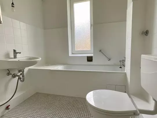 3-Zimmer-Wohnung mit Tageslichtbad & Badewanne Fedderwardergroden