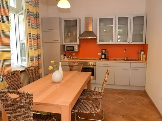 City-Residence: Modern 2-room apartment near Schweizer Straße and the river Main – euhabitat