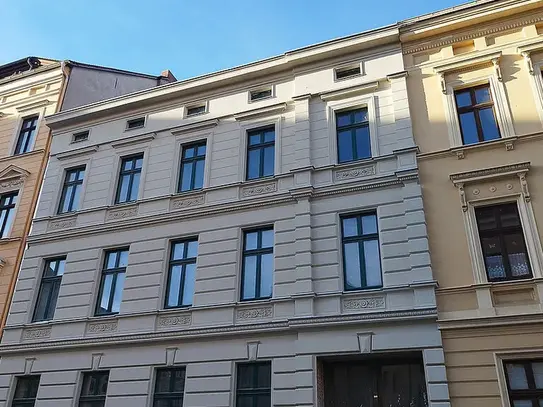 Maisonette Wohnung im ERSTBEZUG mit Fahrstuhl, Balkon, Klimaanlage...