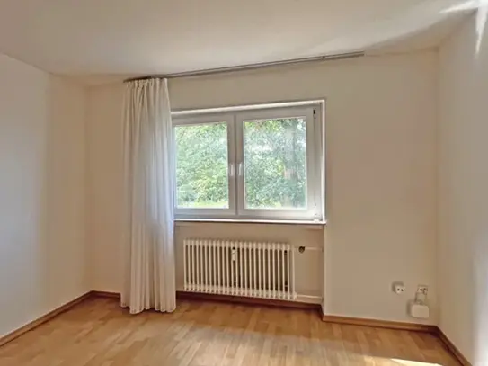 Schöne helle 4-Zimmer-Wohnung