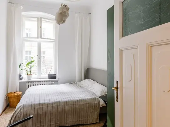 2 rooms | Charlottenburg | Bleibtreustrasse on Ku-Damm | quiet