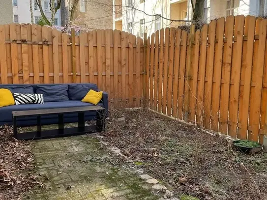 Garden apartment in Savignyplatz