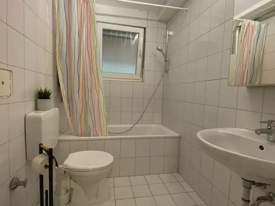 Quiet & furnished 1.5 room apartment with daylight bathroom